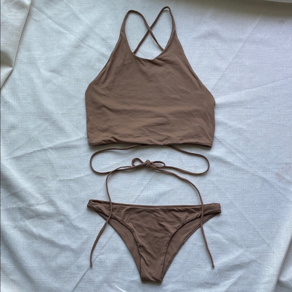 Elegant Tan Women's Bikini Set